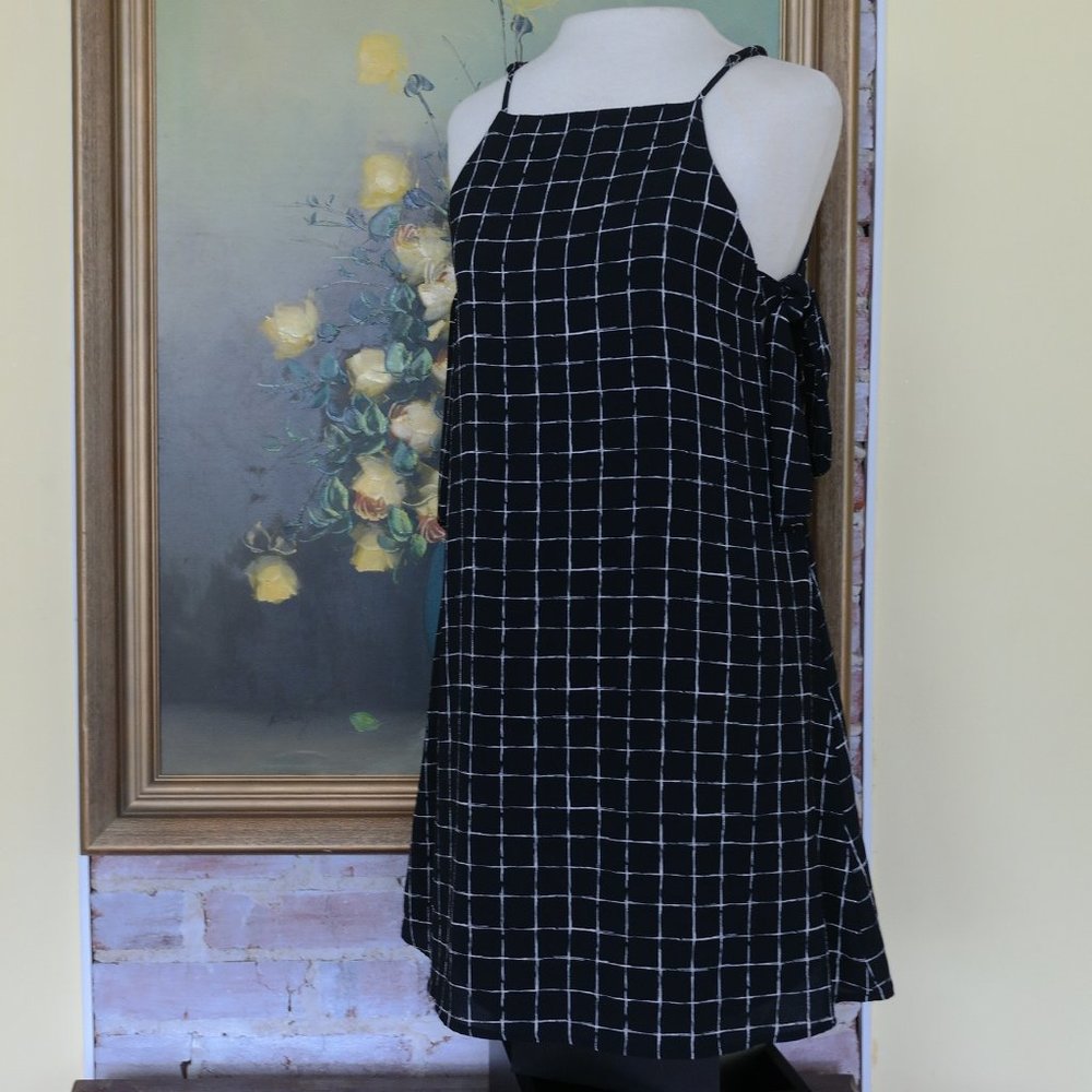 Lulus Black & White Side Tie Dress